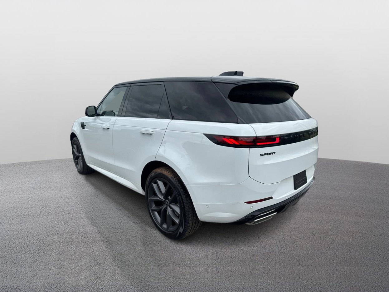 2025 Land Rover Range Rover Sport SE photo 6