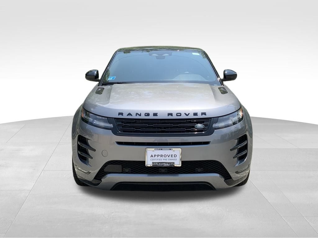 2024 Land Rover Range Rover Evoque Dynamic SE photo 2