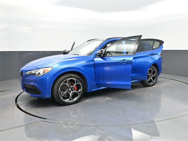 2022 Alfa Romeo Stelvio Ti Sport photo 36
