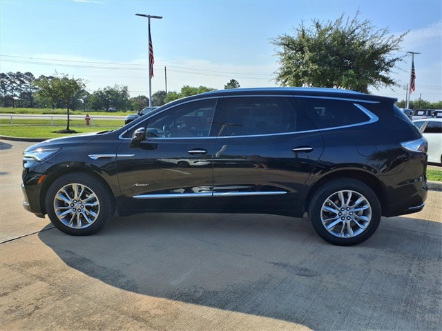 2023 Buick Enclave Avenir photo 10