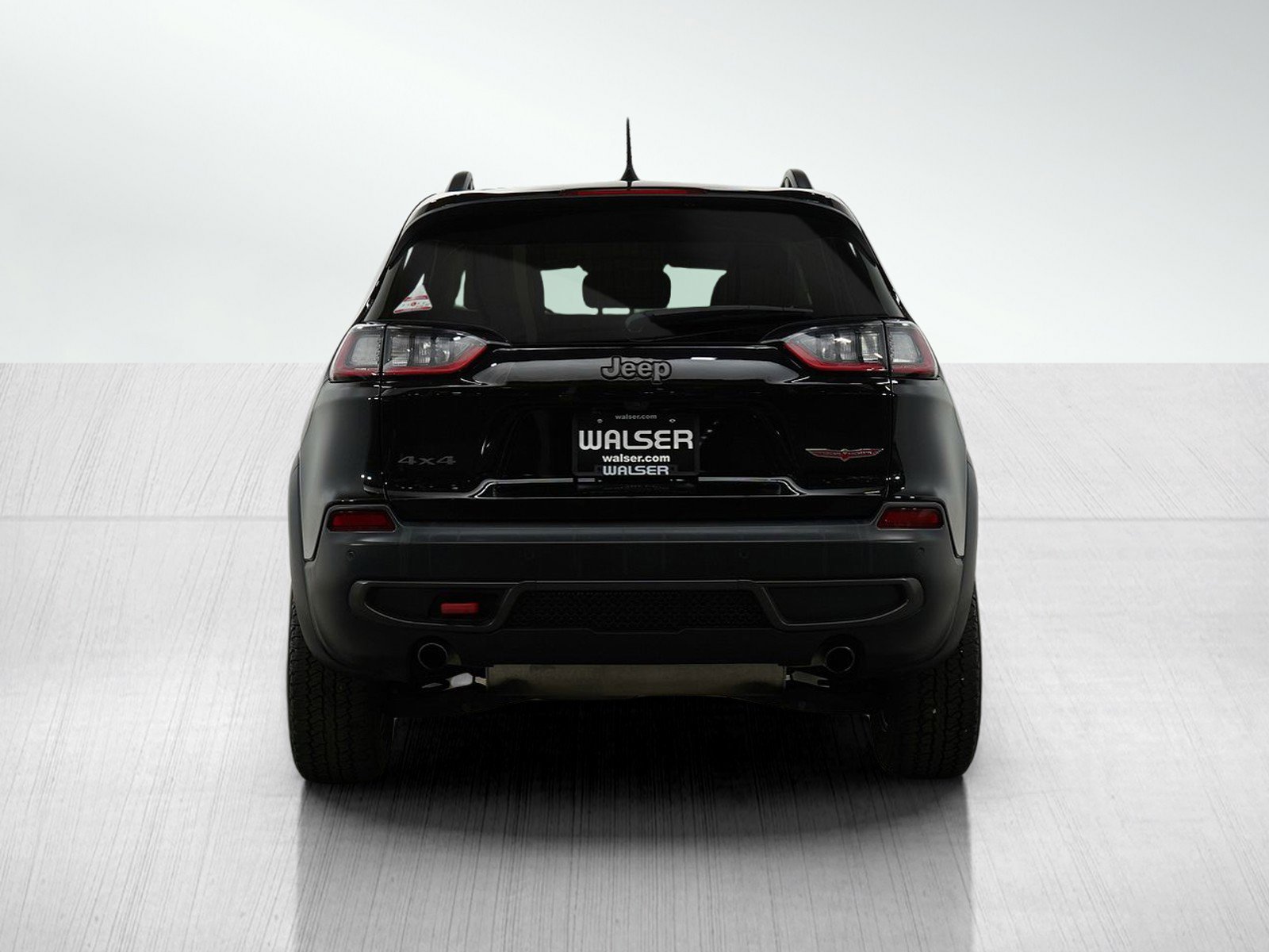 2020 Jeep Cherokee Trailhawk photo 3