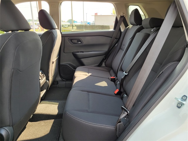 2026 Nissan Rogue S photo 11