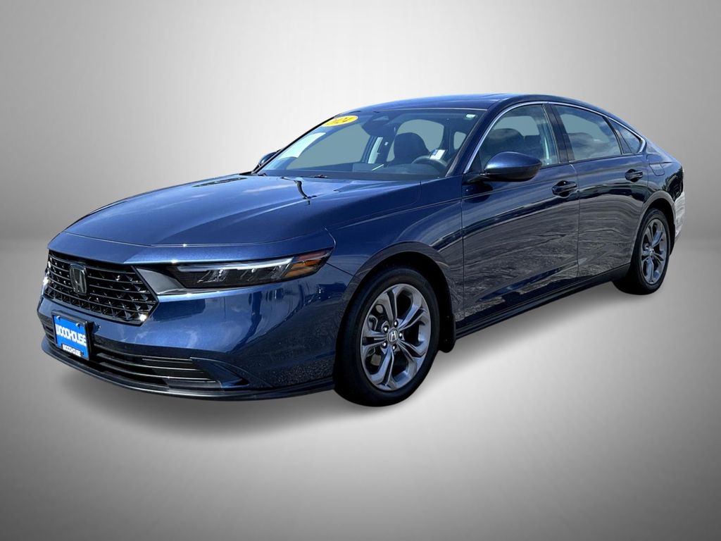 2024 Honda Accord EX's photo