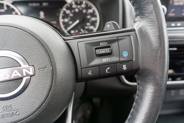 2022 Nissan Rogue SV photo 21