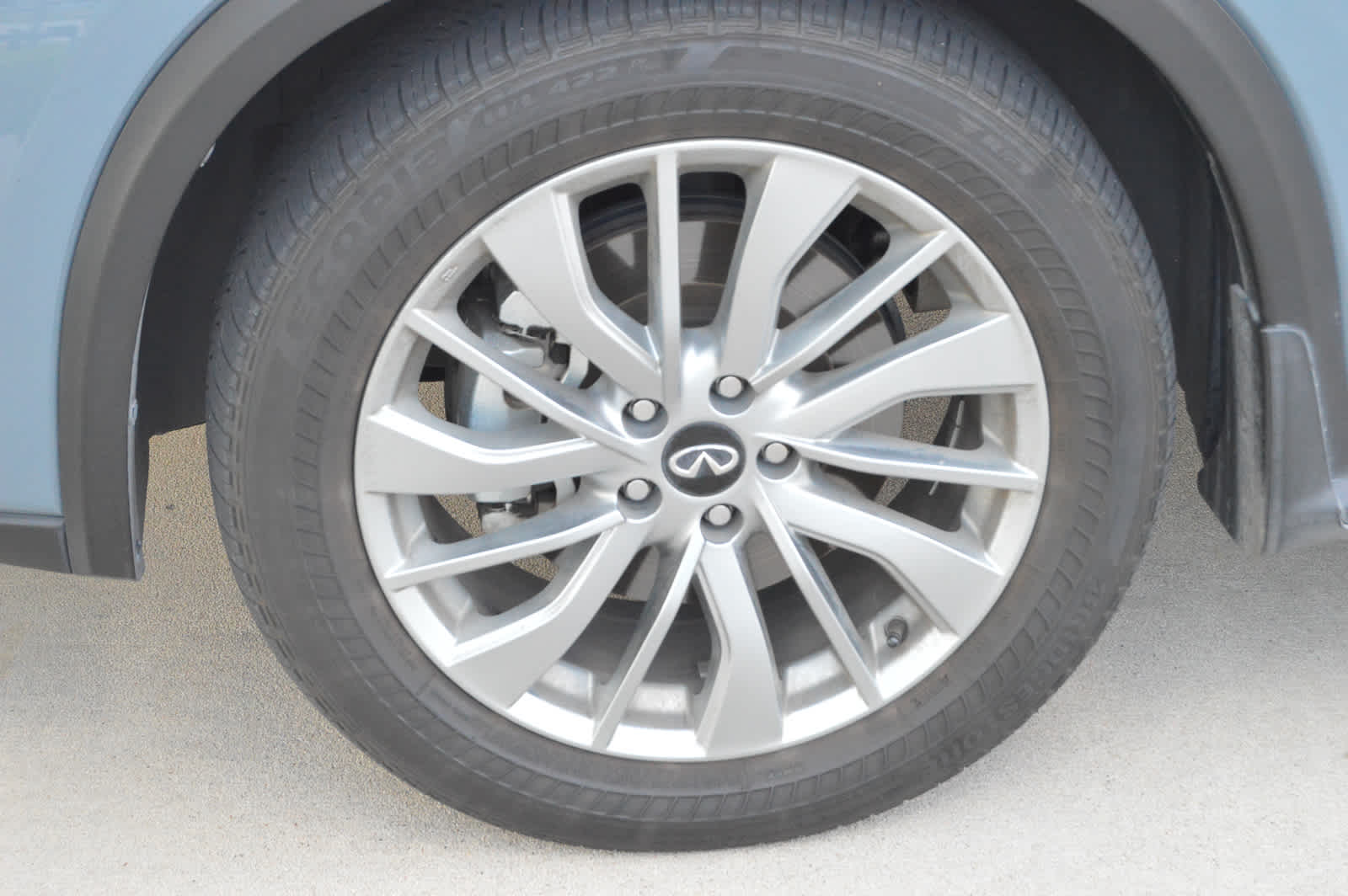 2023 Infiniti QX50 Luxe photo 8