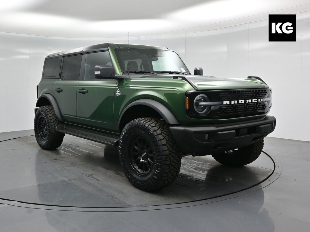 2025 Ford Bronco 4-Door Outer Banks's photo