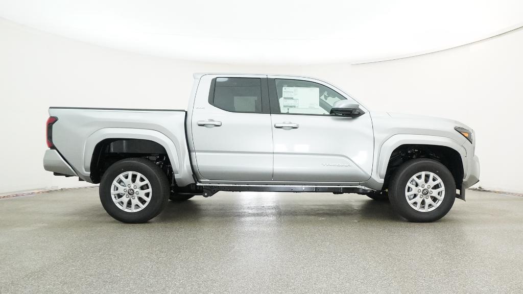 2025 Toyota Tacoma SR5 Double Cab photo 25