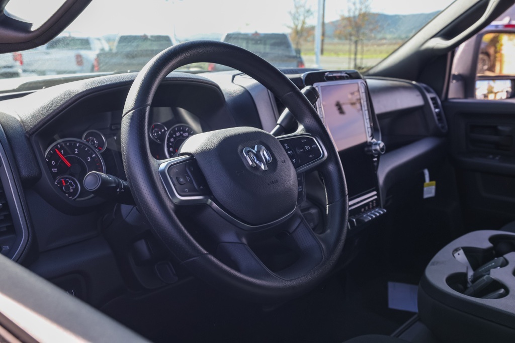 New 2026 Silver-Zynith Exterior Paint RAM Tradesman image 13