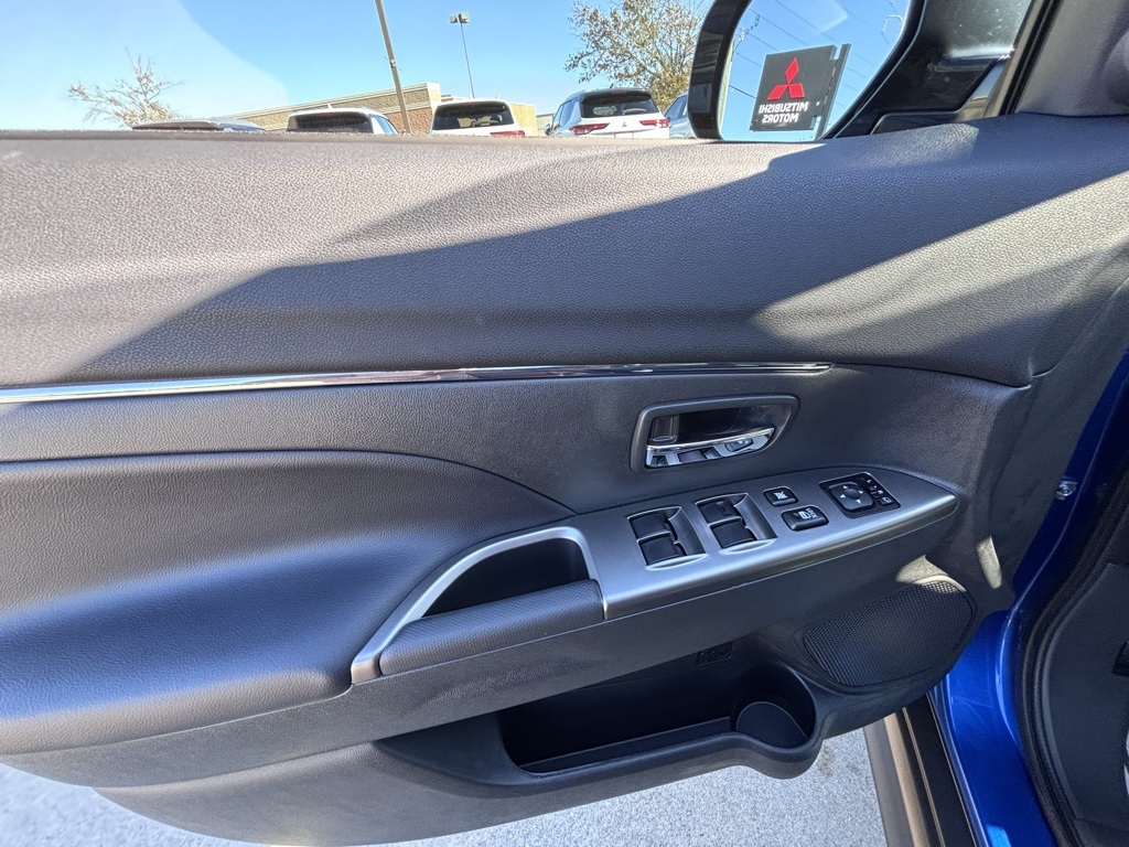 2024 Mitsubishi Outlander Sport ES LE SE photo 12