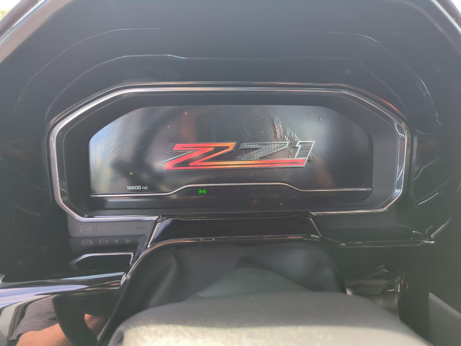 2023 Chevrolet Silverado 1500 RST photo 9