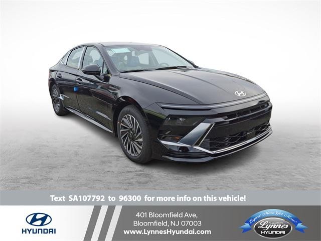 2025 Hyundai Sonata Hybrid