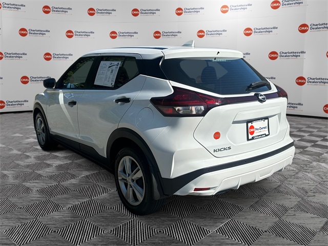 2024 Nissan Kicks S photo 3