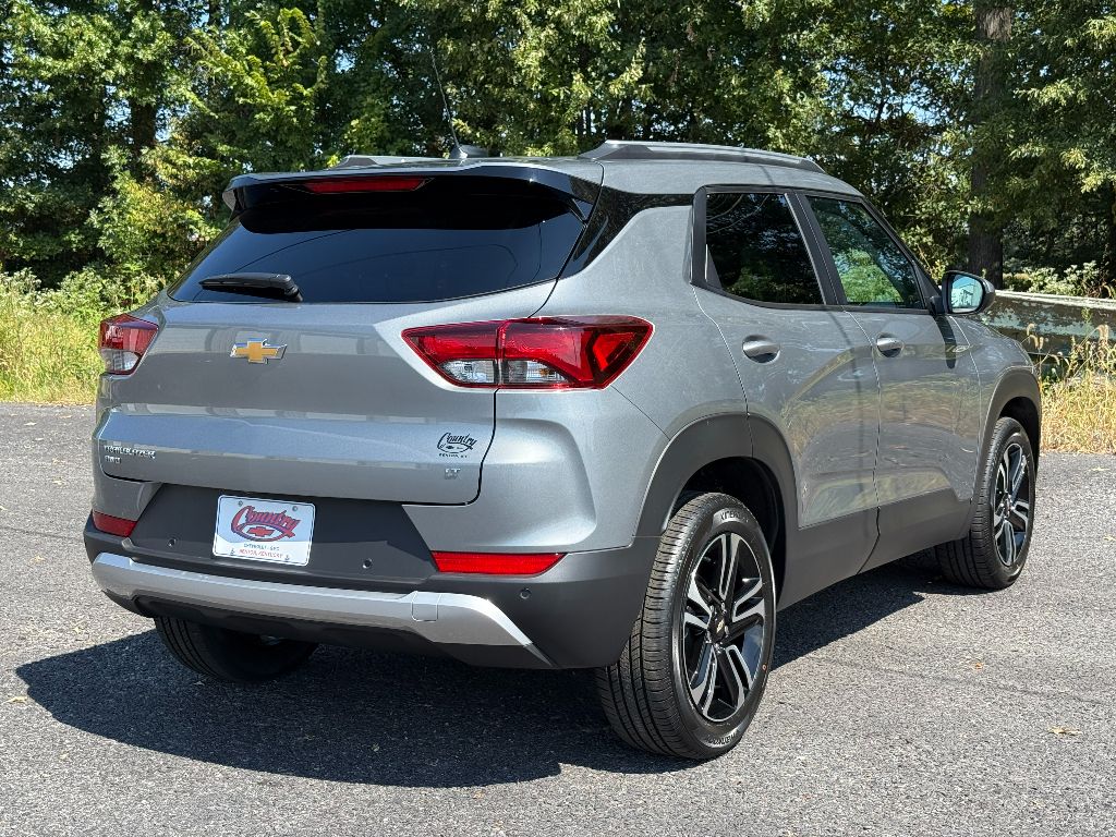 2026 Chevrolet Trailblazer LT photo 8
