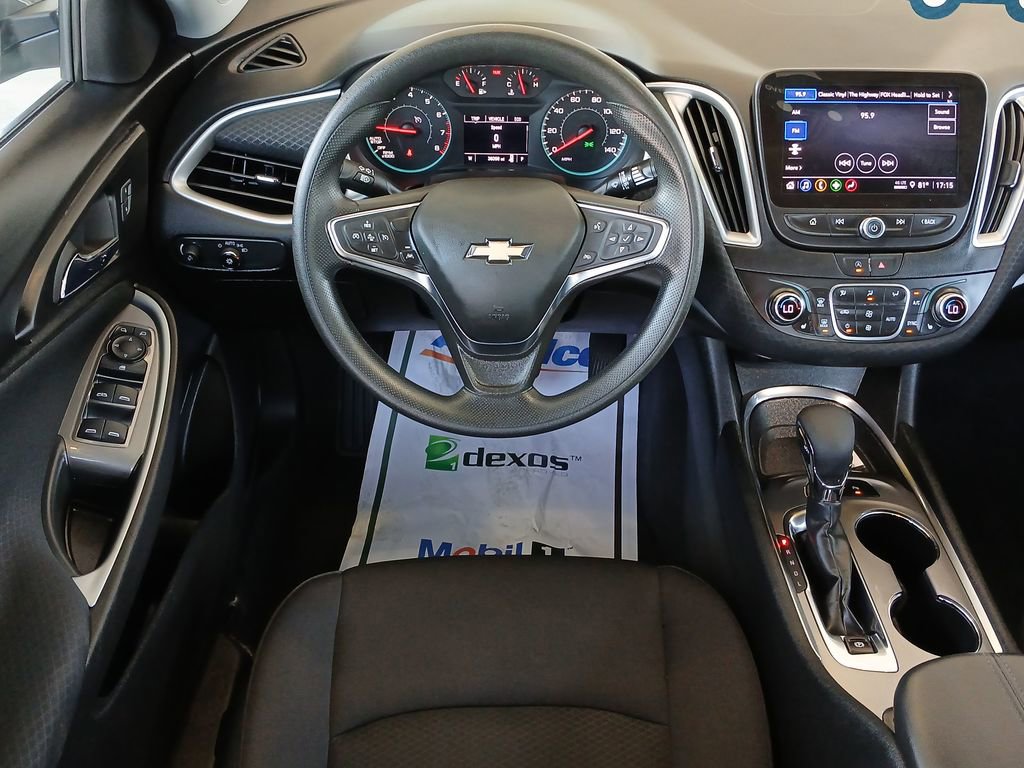 2024 Chevrolet Malibu 1LT photo 13