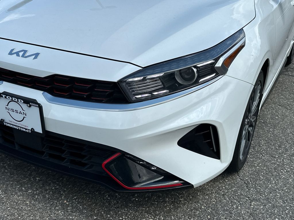 2023 Kia Forte GT-Line photo 7