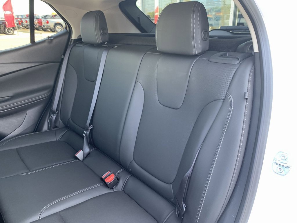 2024 Buick Encore GX Sport Touring photo 13