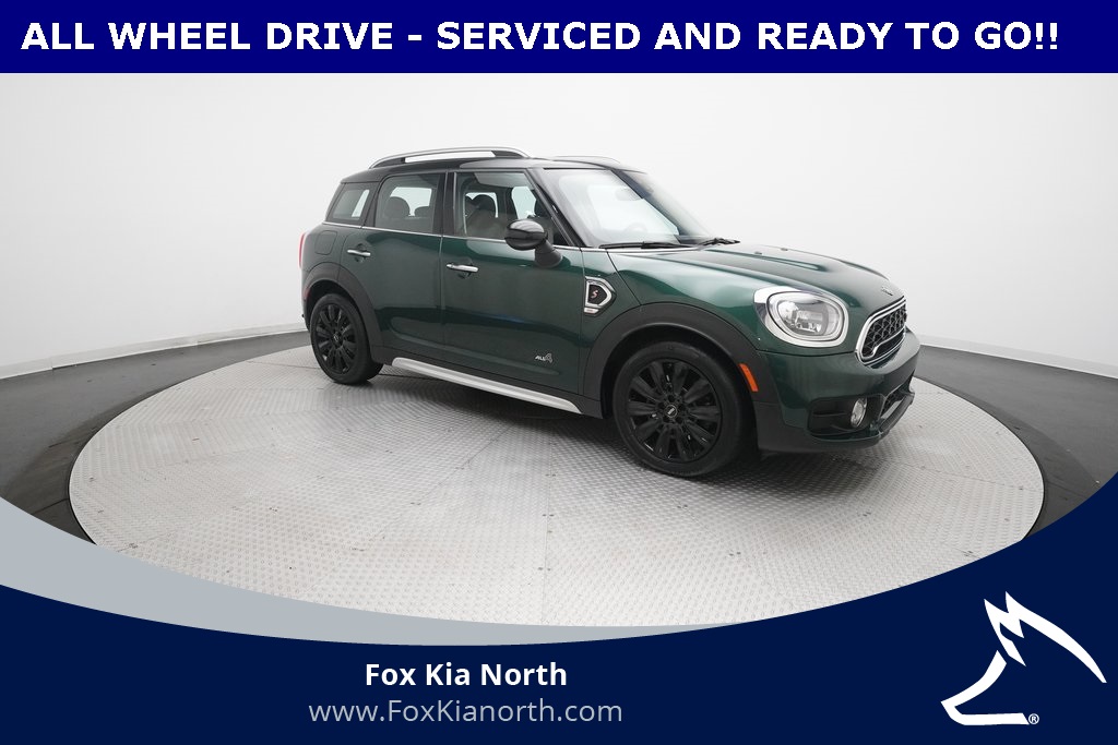 2019 Mini Cooper S ALL4 photo 2