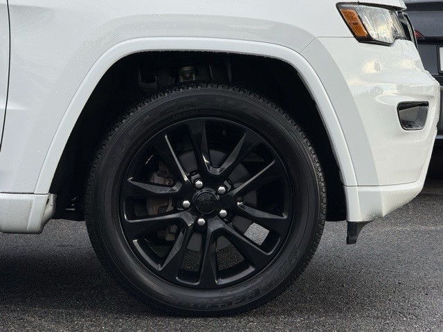 2020 Jeep Grand Cherokee Altitude photo 22