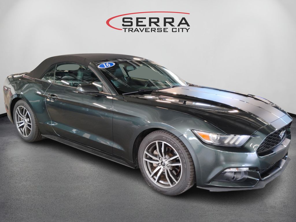 2016 Ford Mustang EcoBoost Premium photo 3