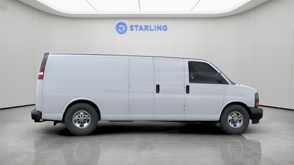 2025 Chevrolet Express Cargo 2500 photo 3