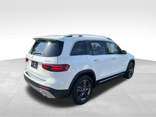 2025 Mercedes Benz GLB 250 4MATIC photo 4