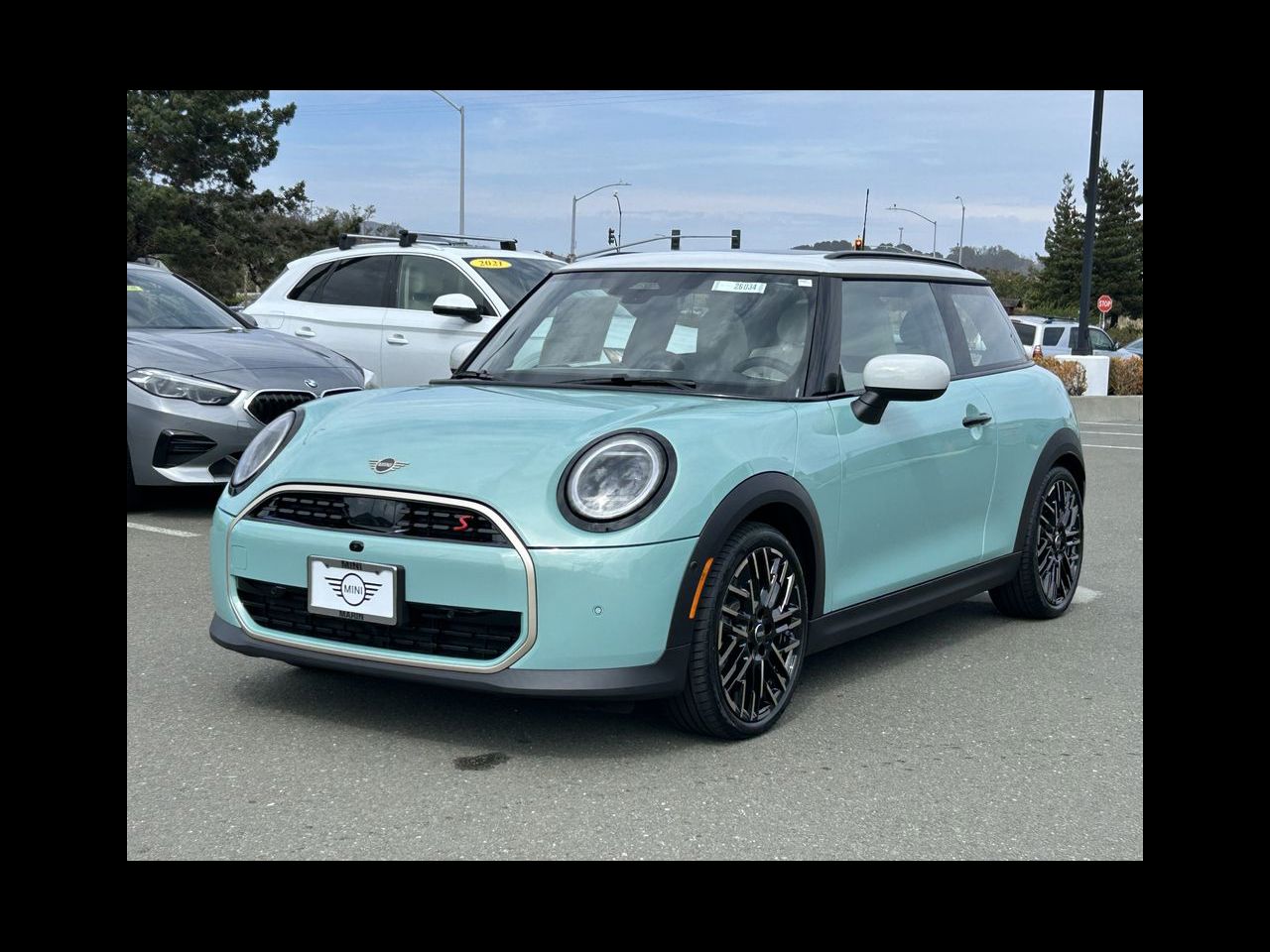 2026 MINI Hardtop 2 Door S's photo