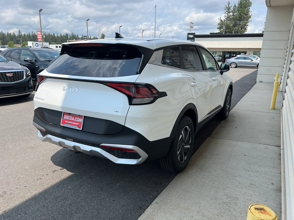 2025 Kia Sportage Hybrid LX photo 2