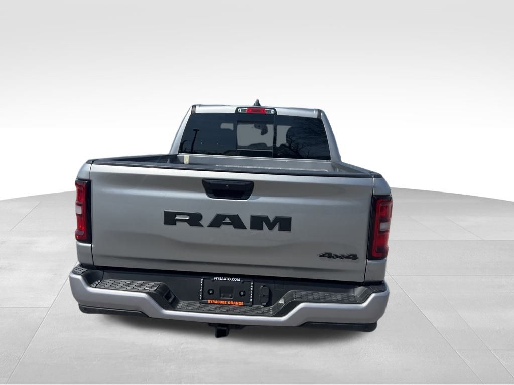 2025 Ram 1500 Tradesman photo 4