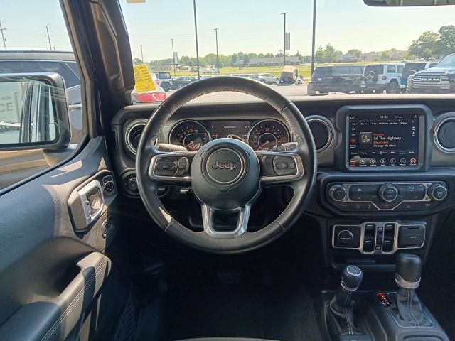 2022 Jeep Wrangler Unlimited Sahara photo 15