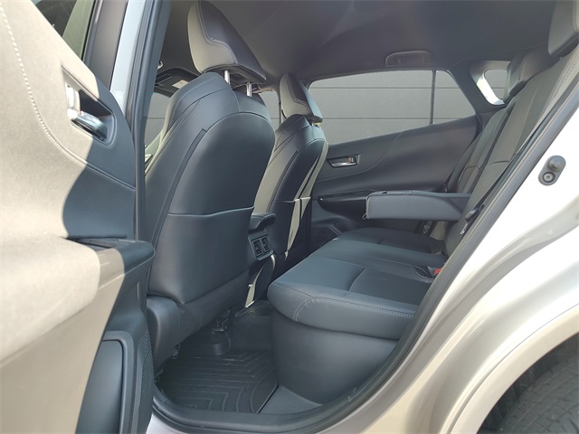 2022 Toyota Venza XLE photo 15
