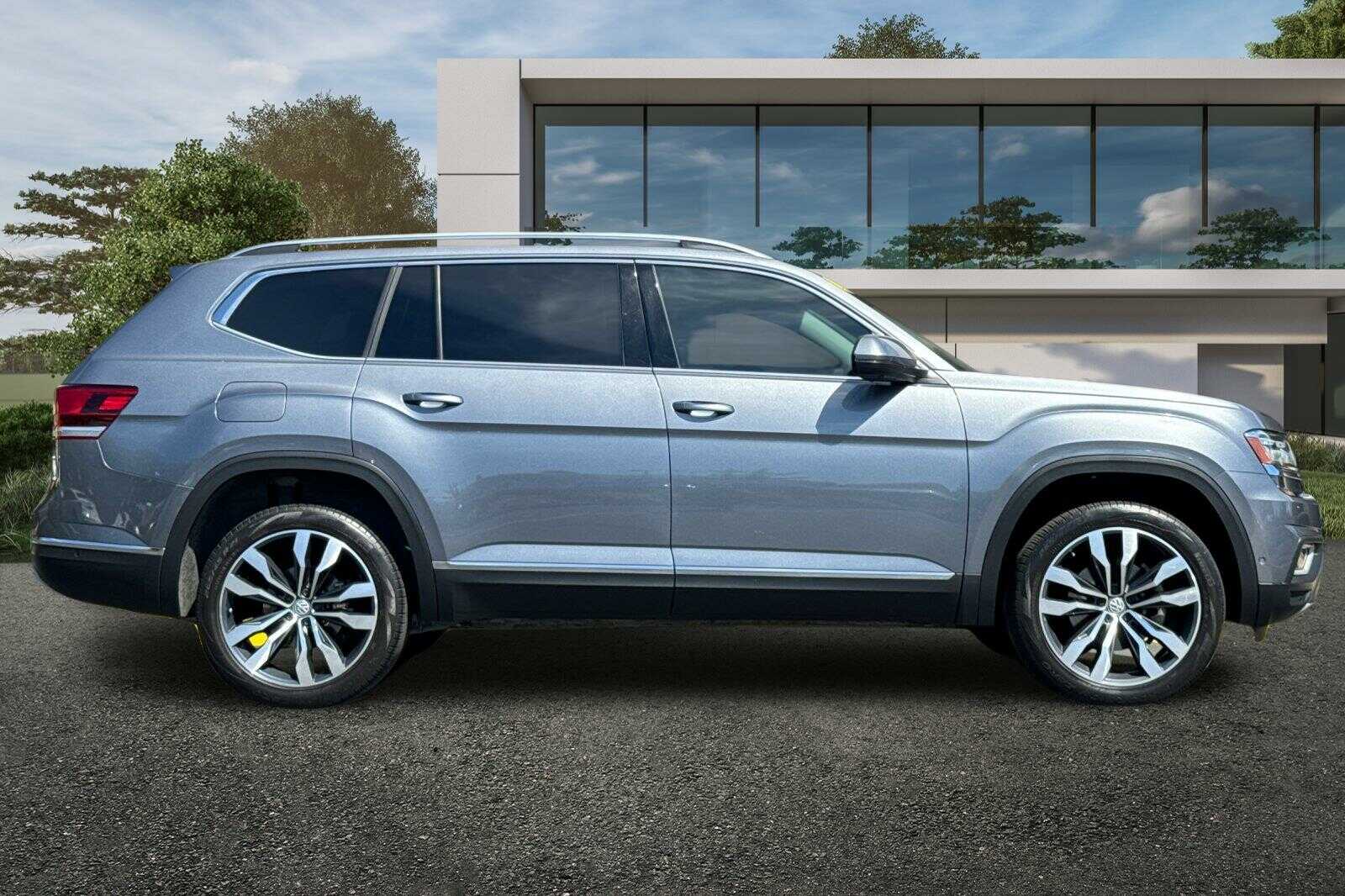 2019 Volkswagen Atlas V6 SEL Premium photo 2