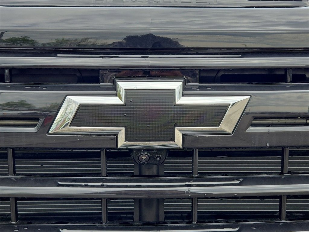 2025 Chevrolet Silverado 2500HD High Country photo 38