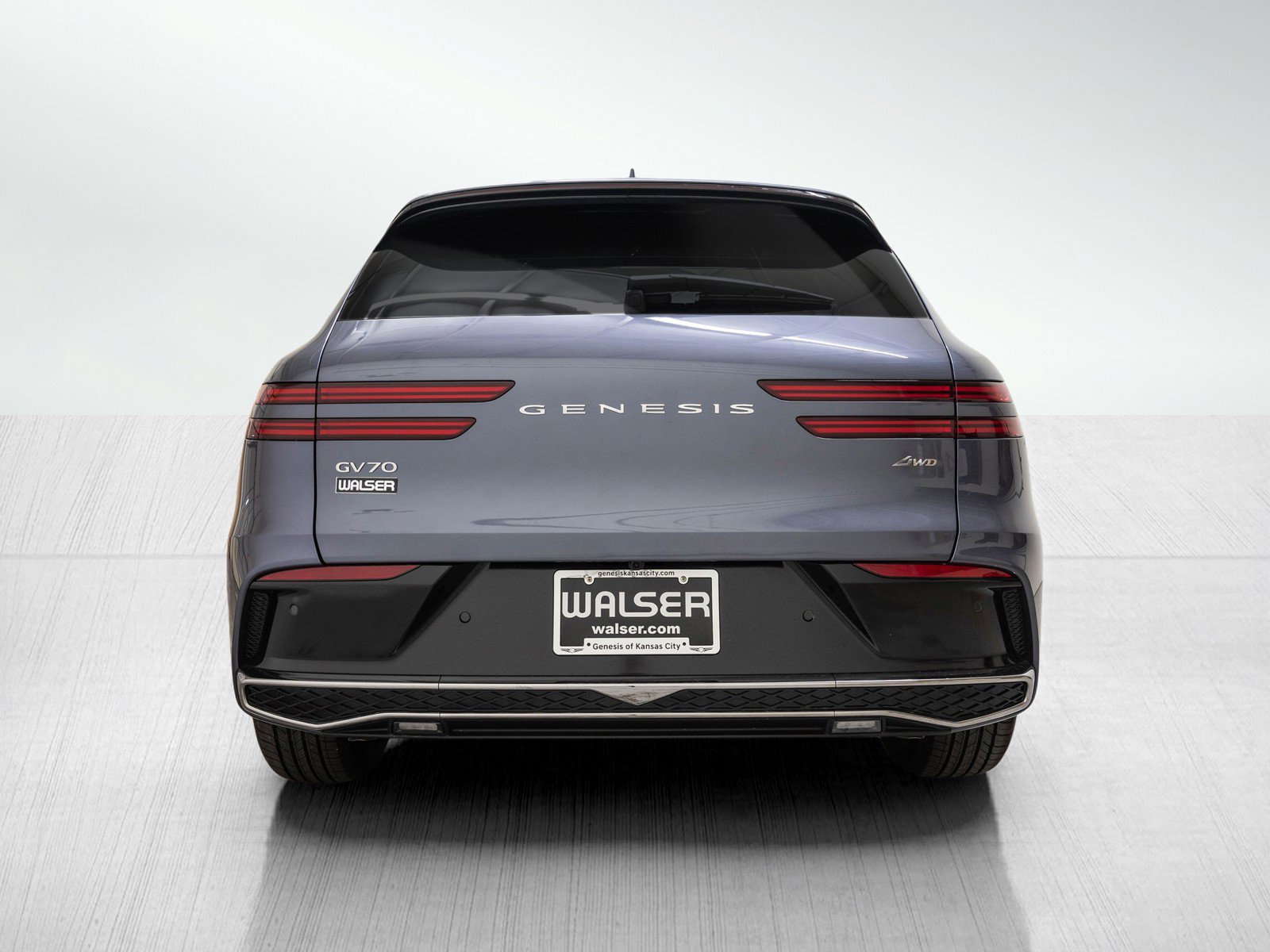 2026 Genesis GV70 2.5T Advanced photo 4