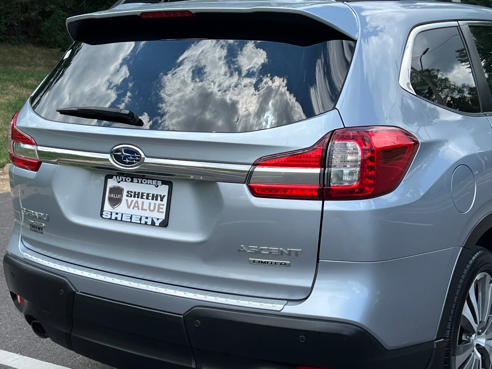 2020 Subaru Ascent Limited photo 6