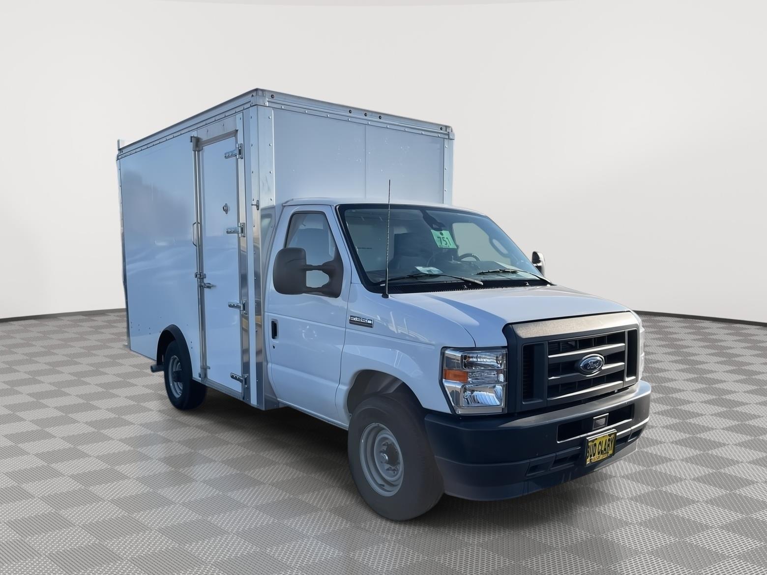 2023 Ford E-Series Cutaway