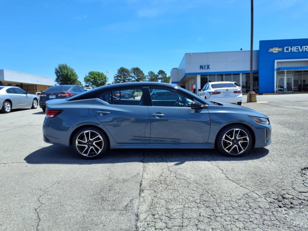 2024 Nissan Sentra SR photo 18