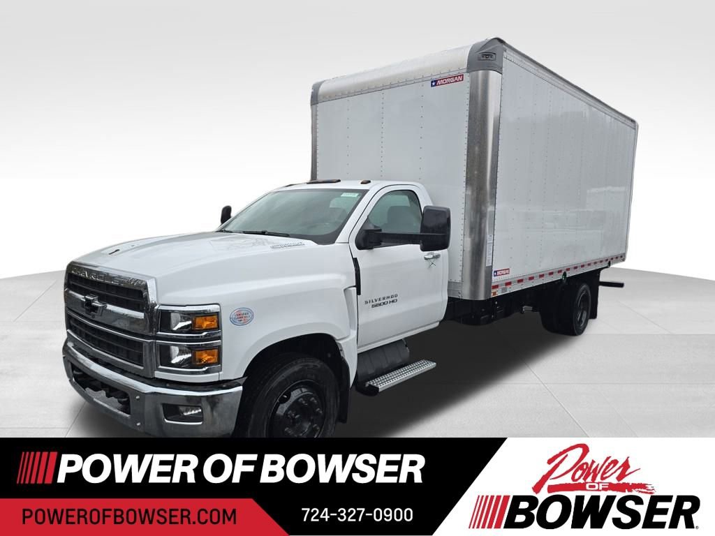 2024 Chevrolet Silverado 4500 Medium Duty Chassis Cab Work Truck's photo