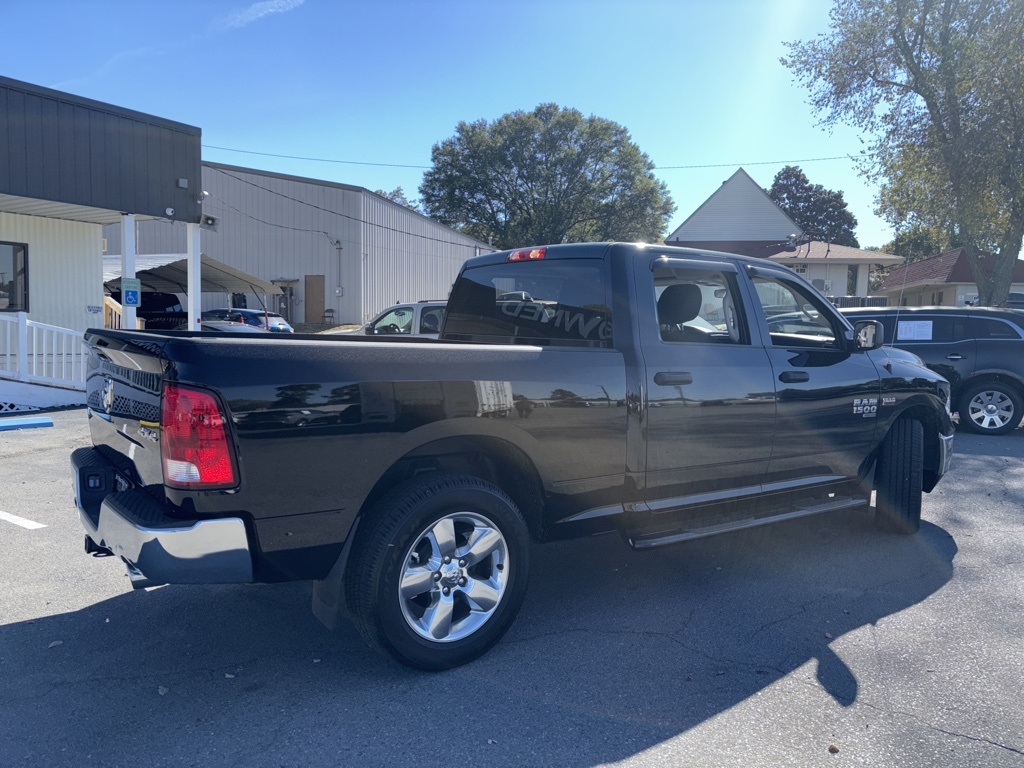 2024 Ram 1500 Classic Tradesman photo 4