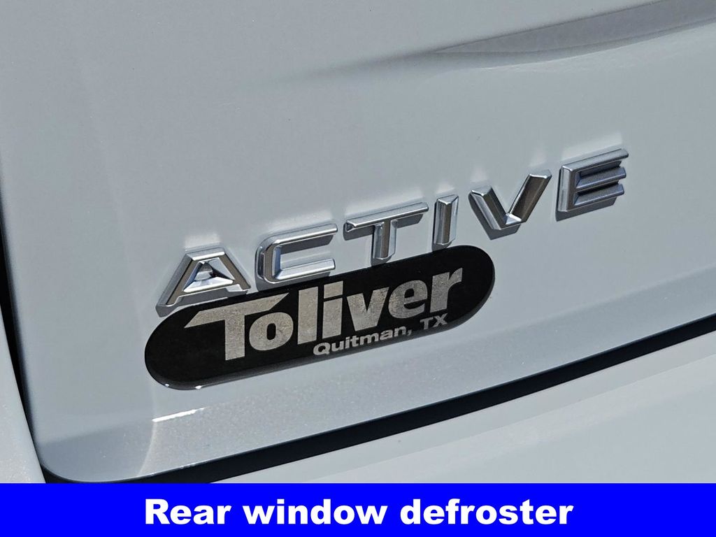 2025 Ford Expedition photo 4