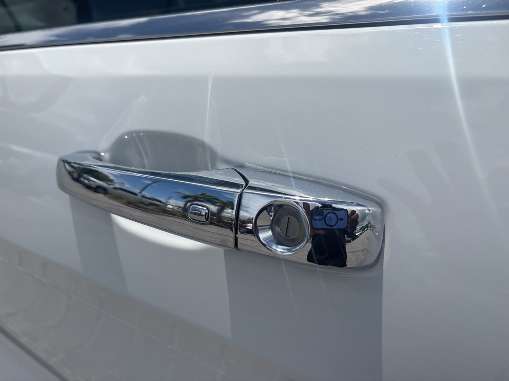 2021 Jeep Grand Cherokee Overland photo 21