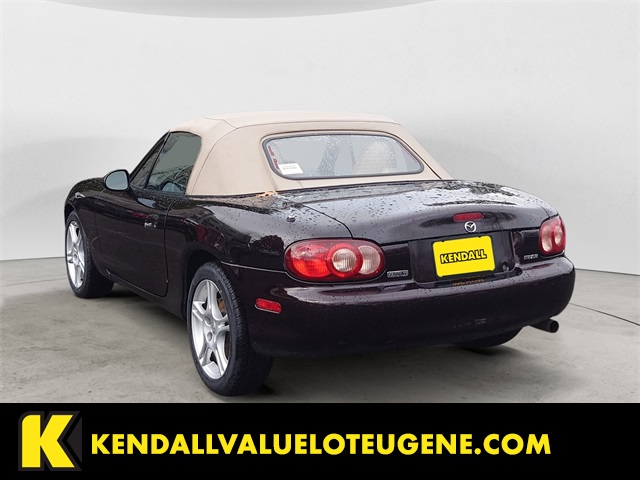 2004 Mazda MX-5 Miata Miata LS photo 3