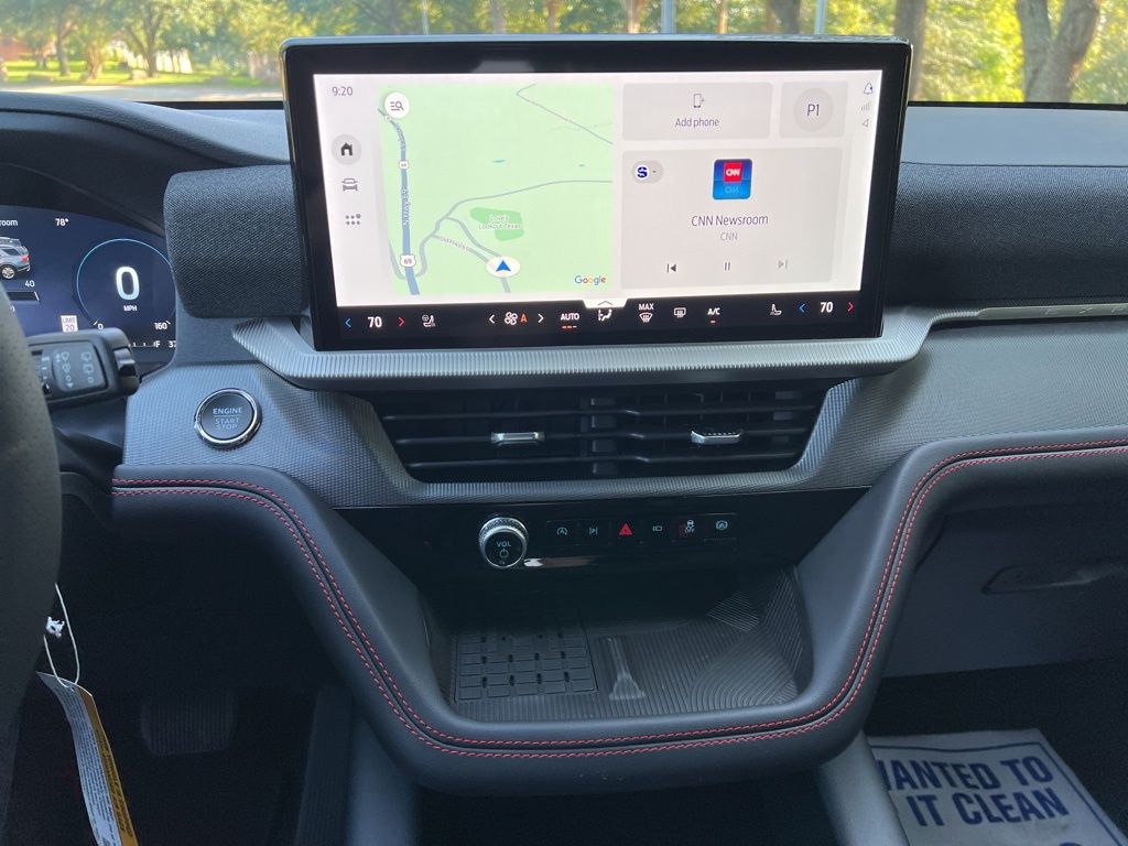 2025 Ford Explorer ST-Line photo 22