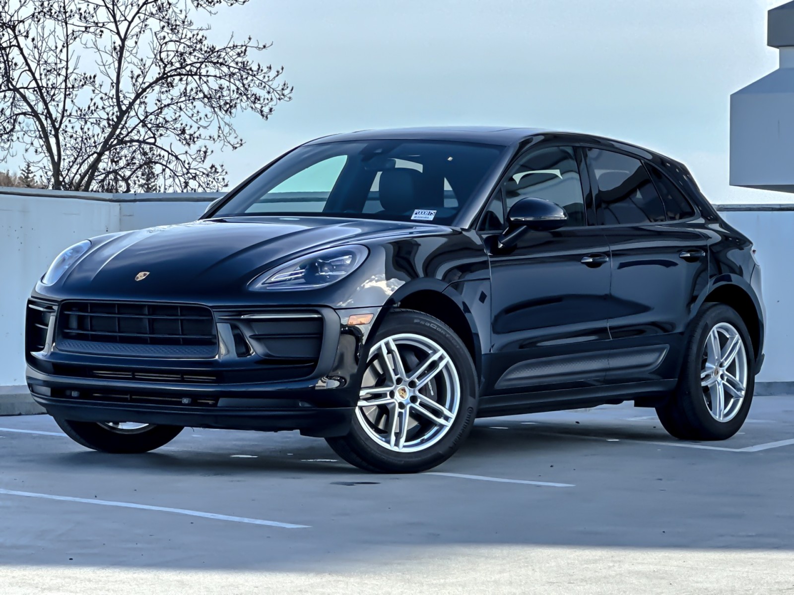 2022 Porsche Macan Base
