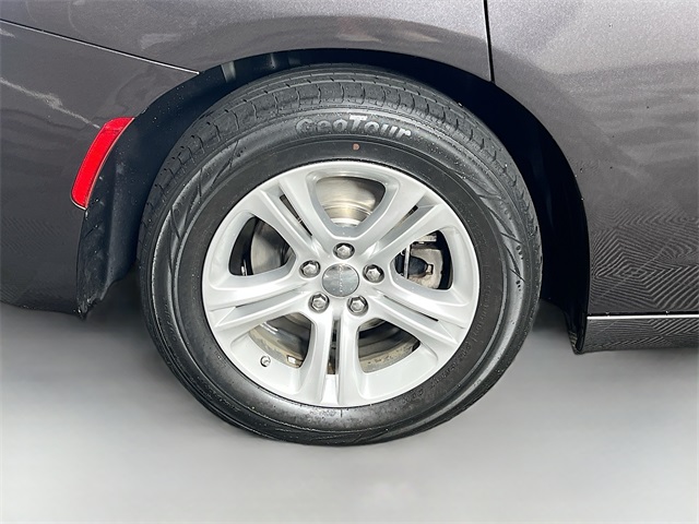 2022 Dodge Charger SXT photo 36