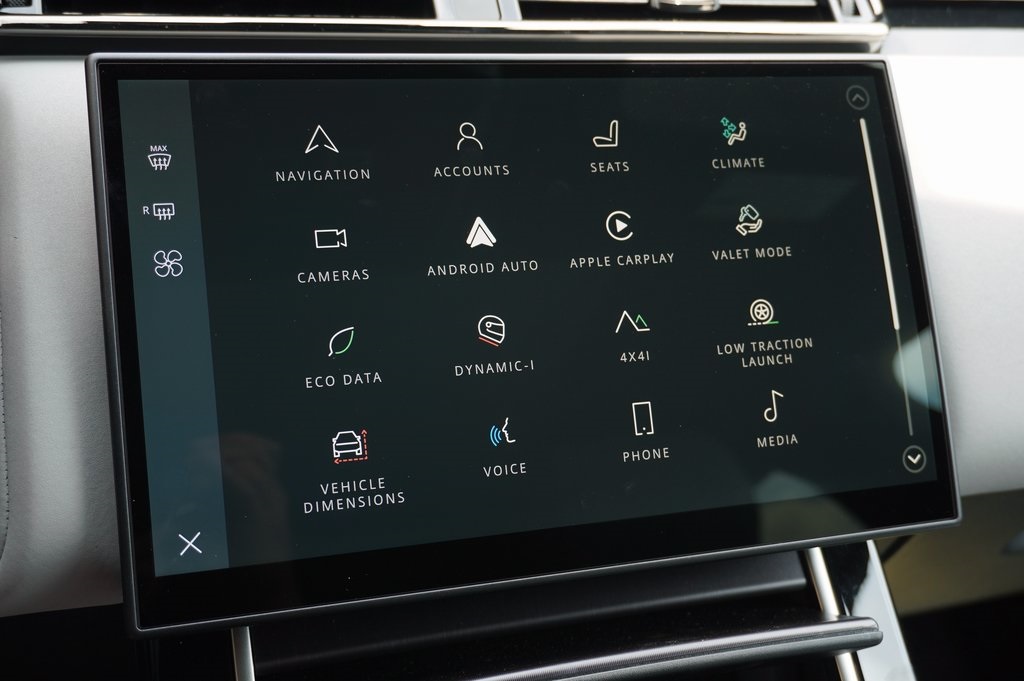 2026 LAND ROVER RANGE ROVER VELAR - Image 19