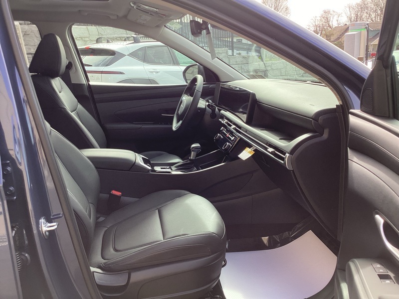 2025 Hyundai Tucson SEL Convenience photo 21