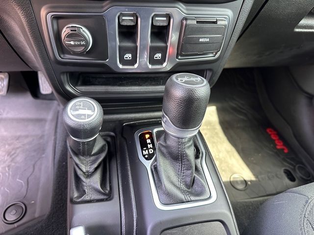 2019 Jeep Wrangler Sport S photo 28
