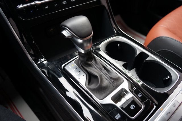 2024 KIA CARNIVAL - Image 18