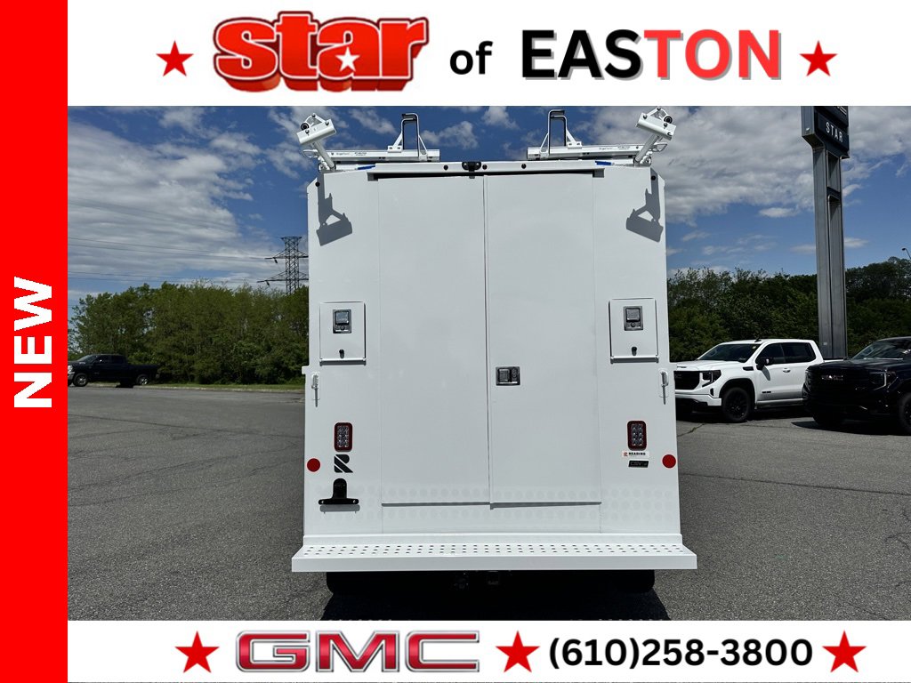 2025 Gmc Savana Cutaway 3500 photo 7