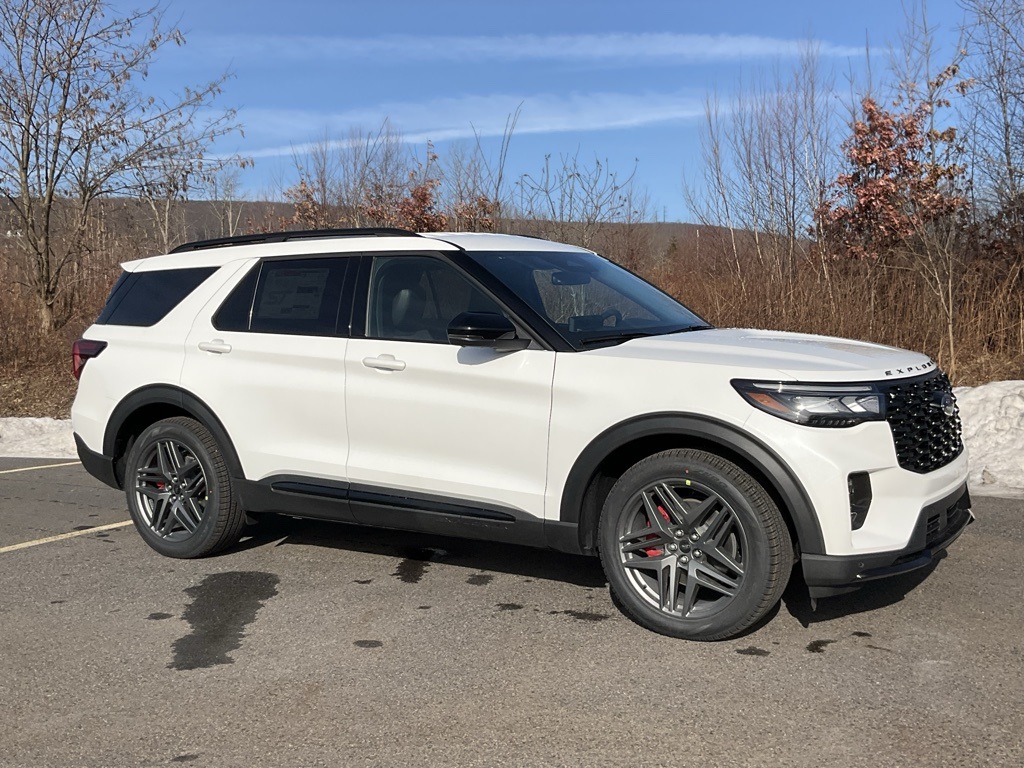 2026 Ford Explorer ST's photo